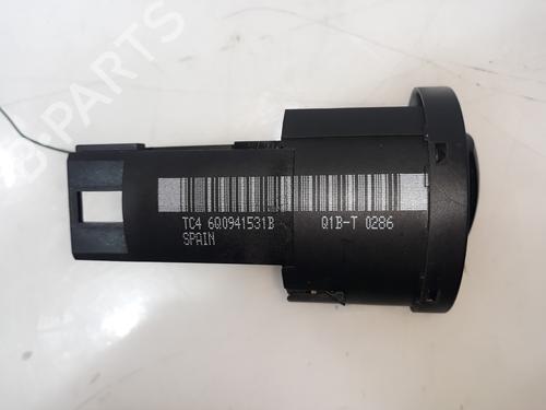 Headlight switch VW POLO (9N_, 9A_) 1.4 TDI | BP8380368I24 