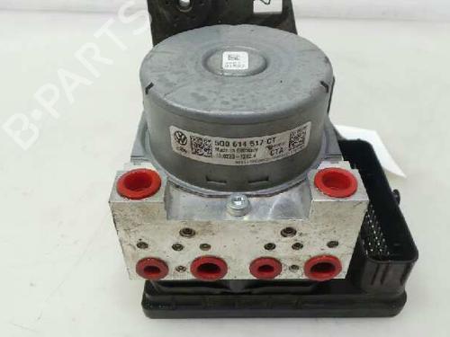 Used ABS pump VW PASSAT B8 (3G2, CB2) [2014-2025]  6408512