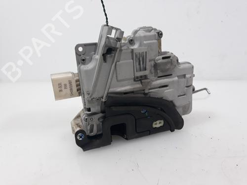 Used Front right lock AUDI A4 B7 Avant (8ED) 2.0 TDI quattro (140 hp) 8925265