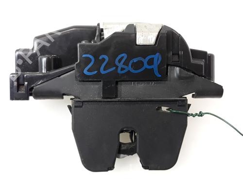 Used Tailgate lock PEUGEOT 308 SW I (4E_, 4H_) 1.6 HDi (109 hp) 18159300