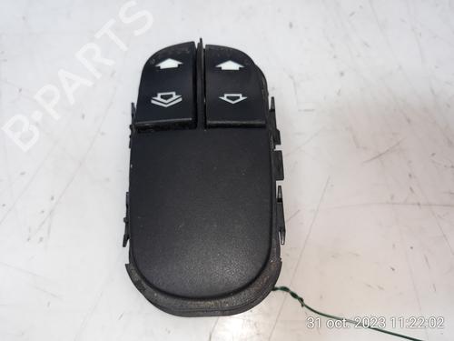 Used Left front window switch FORD FOCUS I (DAW, DBW) [1998-2009]  15763489