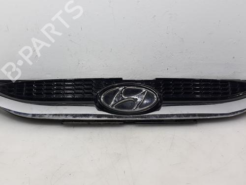Used Grille HYUNDAI ix35 (LM, EL, ELH) 1.7 CRDi (116 hp) 16643289