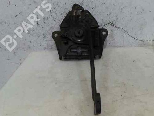 Used Hood lock Hood lock KIA SORENTO I (JC) 2.5 CRDi (170 hp) 8776149 8776149