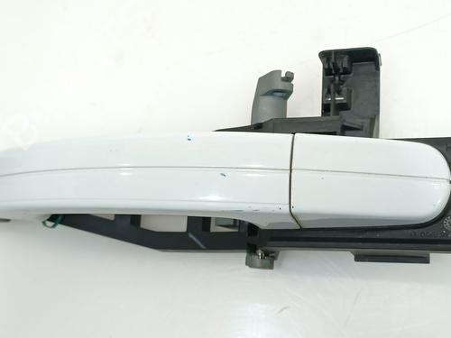Used Rear left exterior door handle FORD KUGA I 2.0 TDCi (140 hp) 25131777