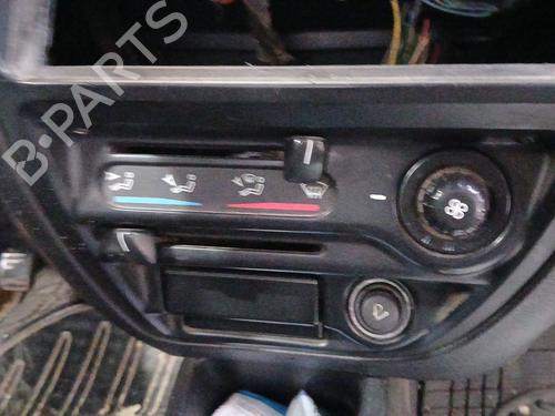 Used Climate control CITROËN SAXO (S0, S1) 1.5 D (57 hp) 27499686