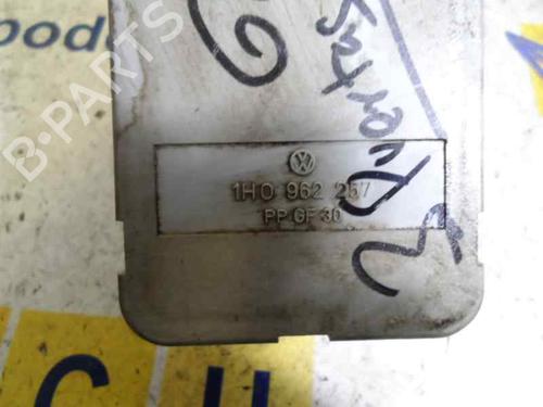 Comfort control module VW GOLF III (1H1)  | BP580138M56 