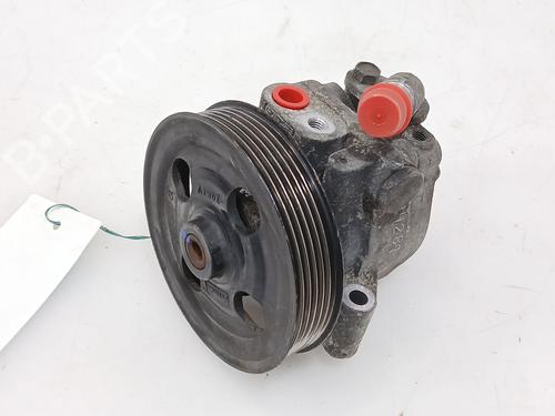 Used Steering pump Steering pump FORD MONDEO IV Turnier (BA7) 2.0 TDCi (140 hp) 34137499 34137499