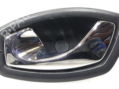 Used Front left interior door handle RENAULT CLIO IV (BH_) [2012-2021]  17754775