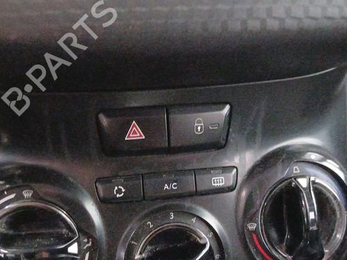 other-peugeot-208-i-ca_-cc_-2012-2013-2014-2015-2016-2017-2018-2019-2020-2021-30872924 main image