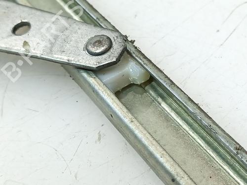 Rudehejsemekanisme venstre bagtil TOYOTA PRIUS (_W3_) 1.8 Hybrid (ZVW3_) | BP30058759C24 