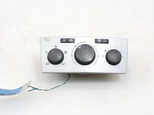 Used Climate control Climate control OPEL ASTRA H GTC (A04) 1.6 (L08) (105 hp) 34366732 34366732