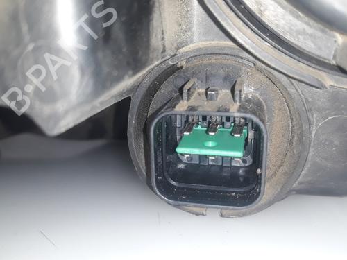 Left headlight KIA SORENTO I (JC) 2.5 CRDi | BP16756911C28 