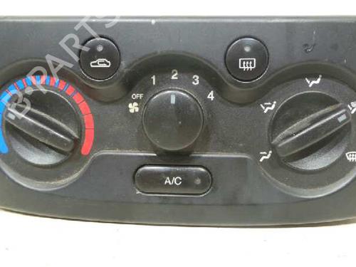 Used Climate control CHEVROLET AVEO / KALOS Hatchback (T200) 1.4 16V (94 hp) 341535