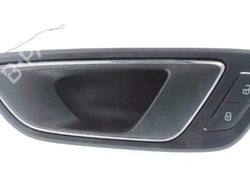 Venstre foran invendig håndtak SEAT LEON (5F1) 2.0 TDI (150 hp) 3209010