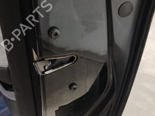 Używane Zamek drzwi przednich prawych BMW 1 (E87) 118 d (122 hp) 29887519