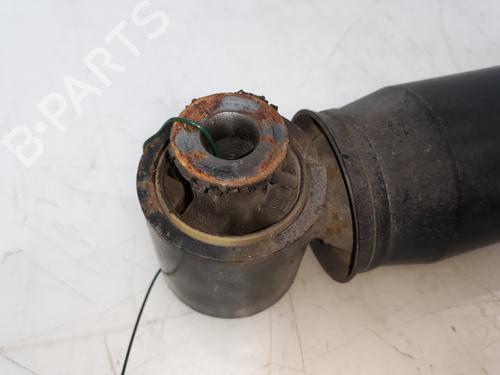 Left rear shock absorber RENAULT SCÉNIC III (JZ0/1_)  | BP15213664M18 