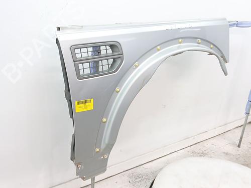 Right front fenders LAND ROVER DISCOVERY III (L319) 2.7 TD 4x4 | BP27340483C42 