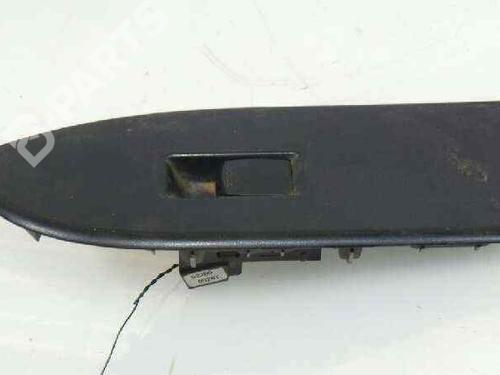 Used Right rear window switch Right rear window switch SUZUKI GRAND VITARA II (JT, TE, TD) 1.9 DDiS All-wheel Drive (JT419, TD44, JB419WD, JB419XD,... (129 hp) 2130304 2130304