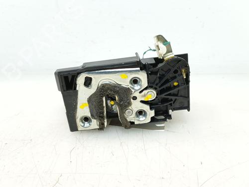 Højre bagtil lås DACIA JOGGER (RK_) 1.6 HYBRID 140 (RKN8) (141 hp) 32026716