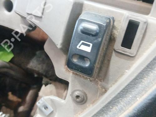 Used Right front window switch Right front window switch 39134890 39134890