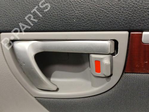 Used Front right interior door handle Front right interior door handle 37024643 37024643