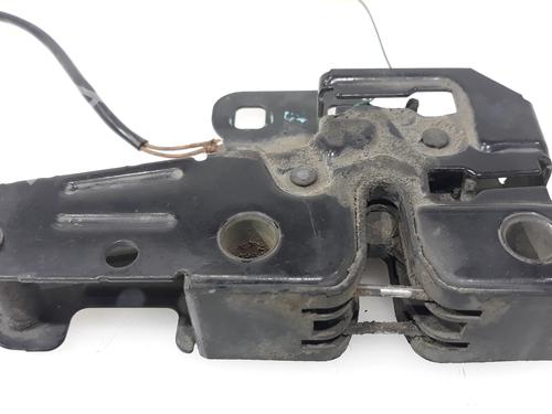 Used Hood lock AUDI A6 C6 (4F2) 2.0 TDI (140 hp) 17728440