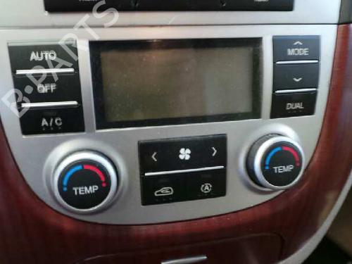 Used Climate control HYUNDAI SANTA FÉ II (CM) 2.2 CRDi GLS 4x4 (150 hp) 4198040