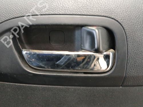 Høyre bak invendig håndtak Høyre bak invendig håndtak HYUNDAI i20 I (PB, PBT) 1.4 CRDi (90 hp) 37024661 37024661