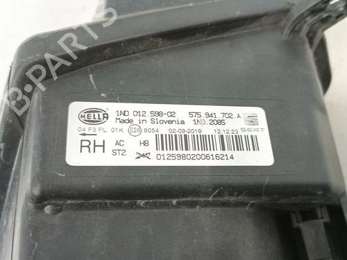 Right front fog light SEAT LEON (5F1) 1.5 TGi | BP31837731C31