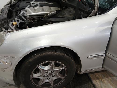 left-front-fenders-mercedes-benz-c-class-w203-2000-2001-2002-2003-2004-2005-2006-2007-36533152 main image