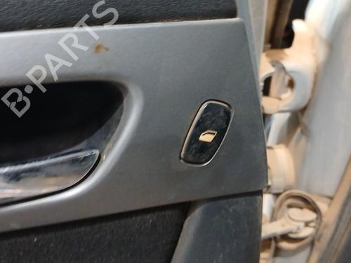 Venstre bagtil elrude kontakt PEUGEOT 407 (6D_) 2.0 HDi 135 (6DRHRH, 6DRHRE, 6DRHRG, 6DRHRJ) (136 hp) 30873269