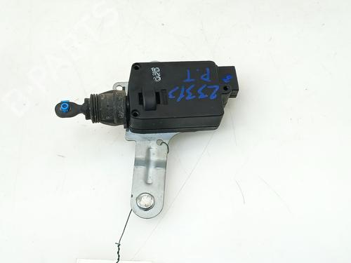 Used Central lock pump HYUNDAI SANTA FÉ II (CM) 2.2 CRDi (139 hp) 29806987