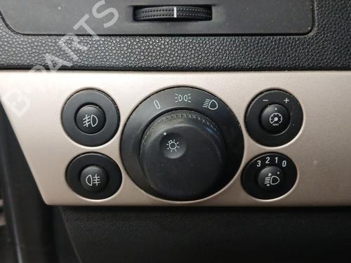 Used Headlight switch Headlight switch OPEL ASTRA H Saloon (A04) 1.7 CDTi (L69) (101 hp) 40498282 40498282