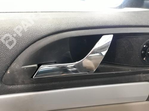 Used Front left interior door handle Front left interior door handle SKODA OCTAVIA II Combi (1Z5) 1.9 TDI (105 hp) 8943174 8943174