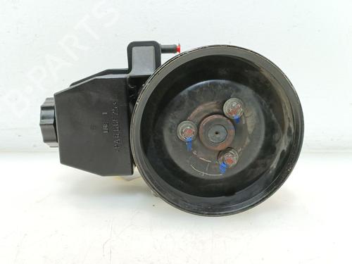 Used Steering pump MERCEDES-BENZ E-CLASS (W210) E 290 Turbo-D (210.017) (129 hp) 30122862