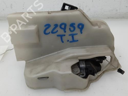 Used Rear left lock VW TOURAN (1T1, 1T2) [2003-2010]  21783914
