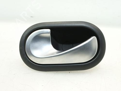 Used Front left interior door handle RENAULT MODUS / GRAND MODUS (F/JP0_) 1.4 (JP01, JP0J) (98 hp) 32228459