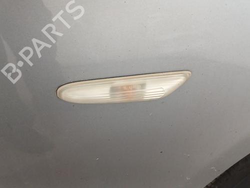 Used Right side indicator Right side indicator 39071352 39071352