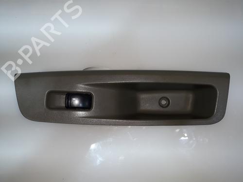 Used Left rear window switch CHEVROLET LACETTI (J200) 2.0 D (121 hp) 8323361