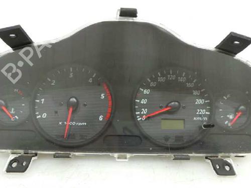 Used Instrument cluster HYUNDAI SANTA FÉ I (SM) 2.0 CRDi 4x4 (113 hp) 2342537