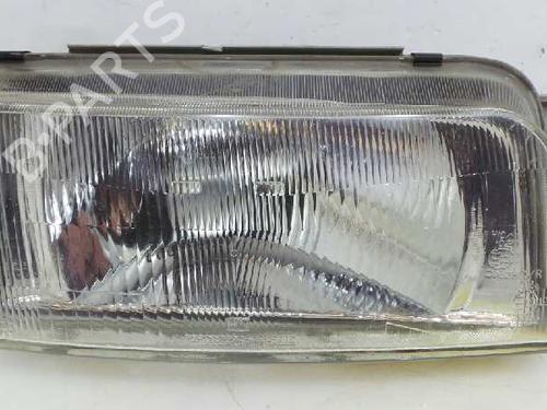 Used Right headlight HYUNDAI SANTAMO [1998-2002]  306841
