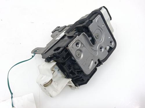 Used Front right lock VOLVO V40 Hatchback (525) D3 (150 hp) 24698979