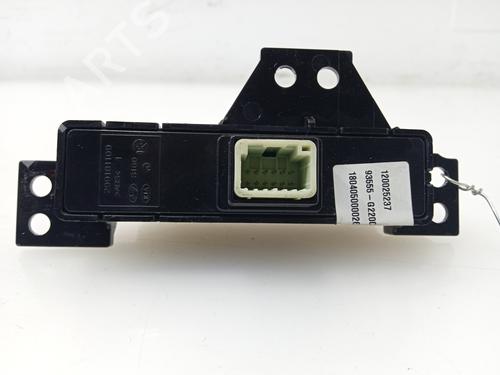 Switch HYUNDAI IONIQ (AE) 1.6 GDI Hybrid | BP19697558I30 