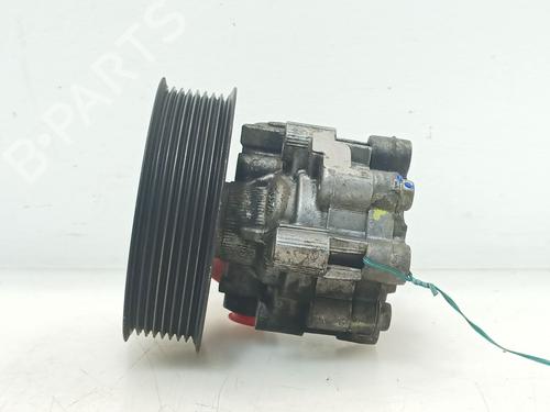 Used Steering pump LAND ROVER DISCOVERY III (L319) 2.7 TD 4x4 (190 hp) 31644497