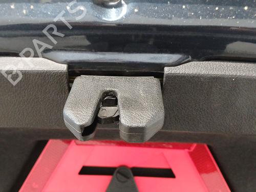 Used Tailgate lock Tailgate lock VW PASSAT B5.5 (3B3) 1.9 TDI (101 hp) 34158086 34158086