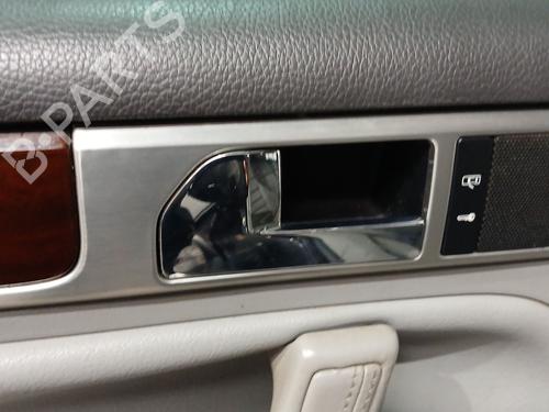 Maneta interior trasera izquierda Maneta interior trasera izquierda VW TOUAREG (7LA, 7L6, 7L7) 2.5 R5 TDI (174 hp) 36662696 36662696