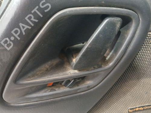 Venstre foran invendig håndtak JEEP GRAND CHEROKEE II (WJ, WG) 3.1 TD 4x4 (140 hp) 30872586