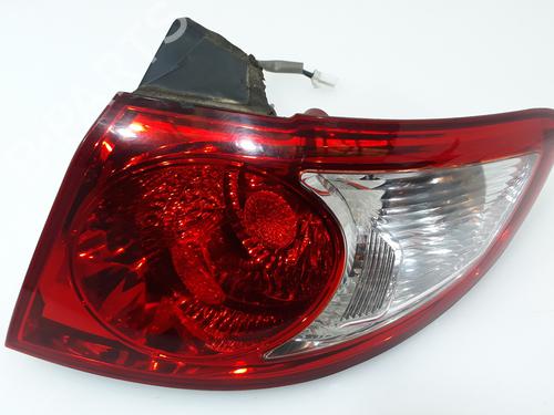 Used Right taillight HYUNDAI SANTA FÉ II (CM) 2.2 CRDi GLS (150 hp) 17480520