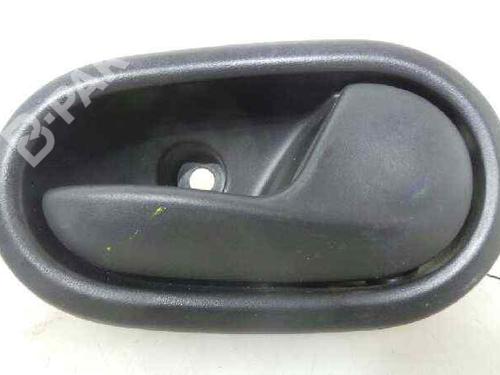 Used Rear right interior door handle Rear right interior door handle DACIA SANDERO II 1.2 (75 hp) 6245196 6245196