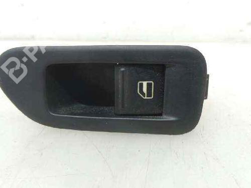 Used Right rear window switch Right rear window switch VW GOLF VI (5K1) 1.6 TDI (105 hp) 5277217 5277217